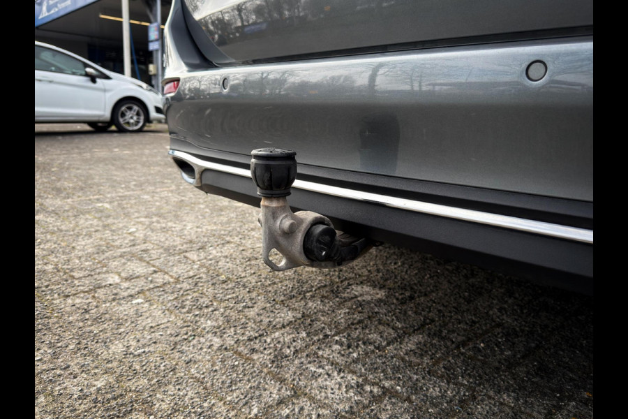 Mercedes-Benz C-Klasse Estate 300 e Luxury Line|Trekhaak|CarPlay|Camera|Ambiance