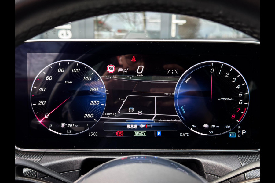 Mercedes-Benz C-Klasse Estate 300 e Luxury Line|Trekhaak|CarPlay|Camera|Ambiance