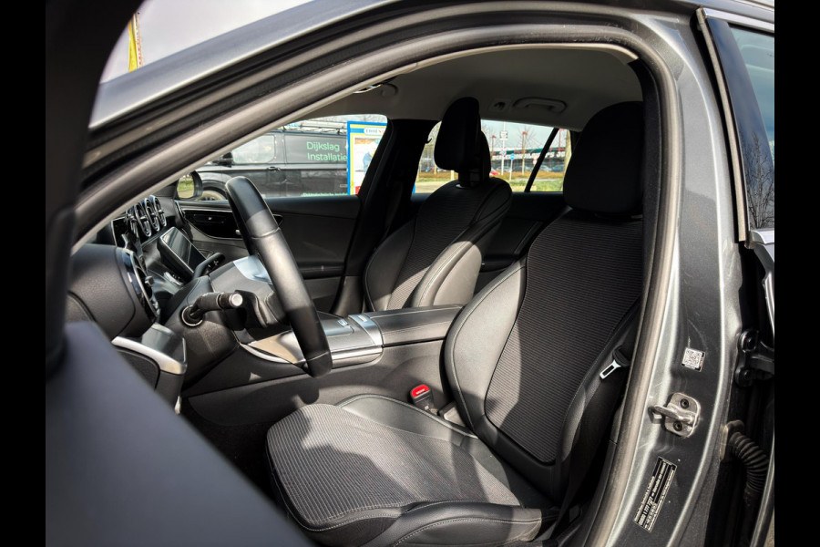 Mercedes-Benz C-Klasse Estate 300 e Luxury Line|Trekhaak|CarPlay|Camera|Ambiance