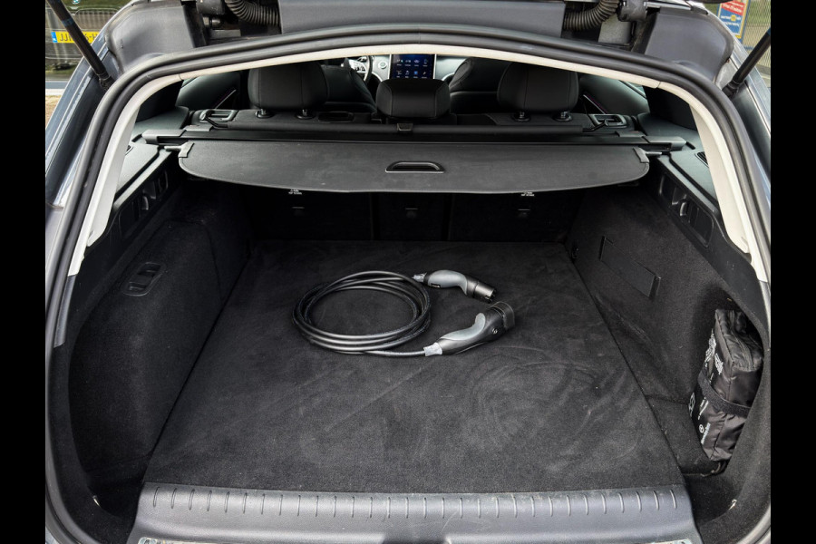 Mercedes-Benz C-Klasse Estate 300 e Luxury Line|Trekhaak|CarPlay|Camera|Ambiance