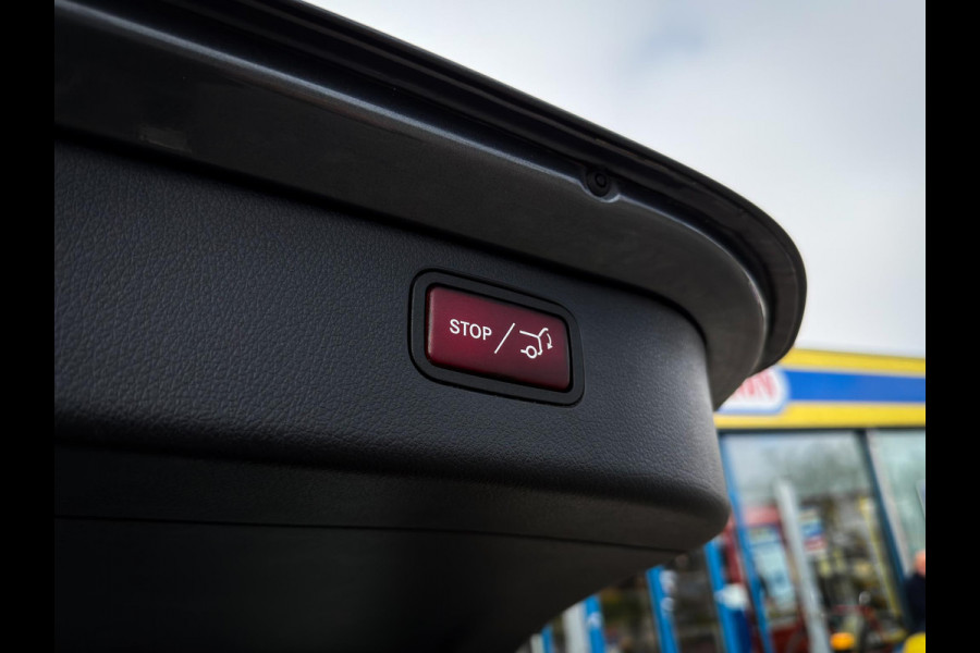 Mercedes-Benz C-Klasse Estate 300 e Luxury Line|Trekhaak|CarPlay|Camera|Ambiance