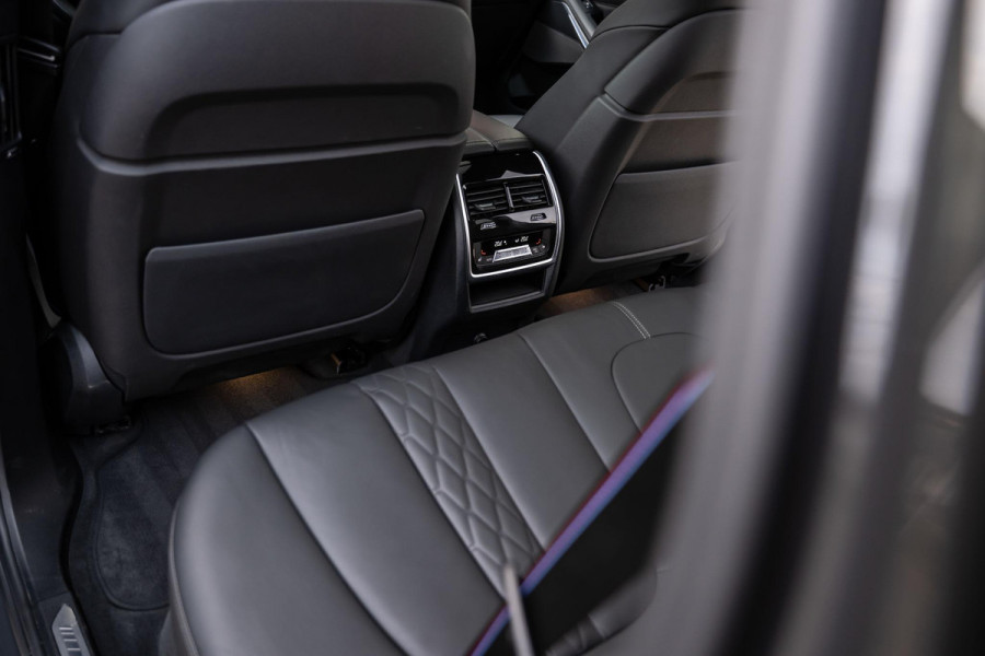 BMW X5 xDrive45e M-Sport 4-Wielsturing Laser H/K Panorama