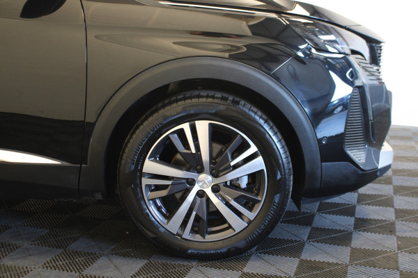 Peugeot 5008 1.2 PureTech Allure |Navi|