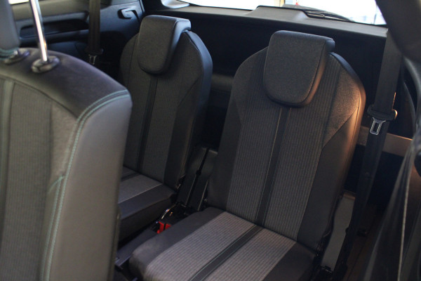 Peugeot 5008 1.2 PureTech Allure |Navi|