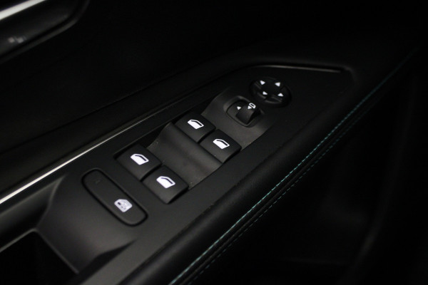Peugeot 5008 1.2 PureTech Allure |Navi|
