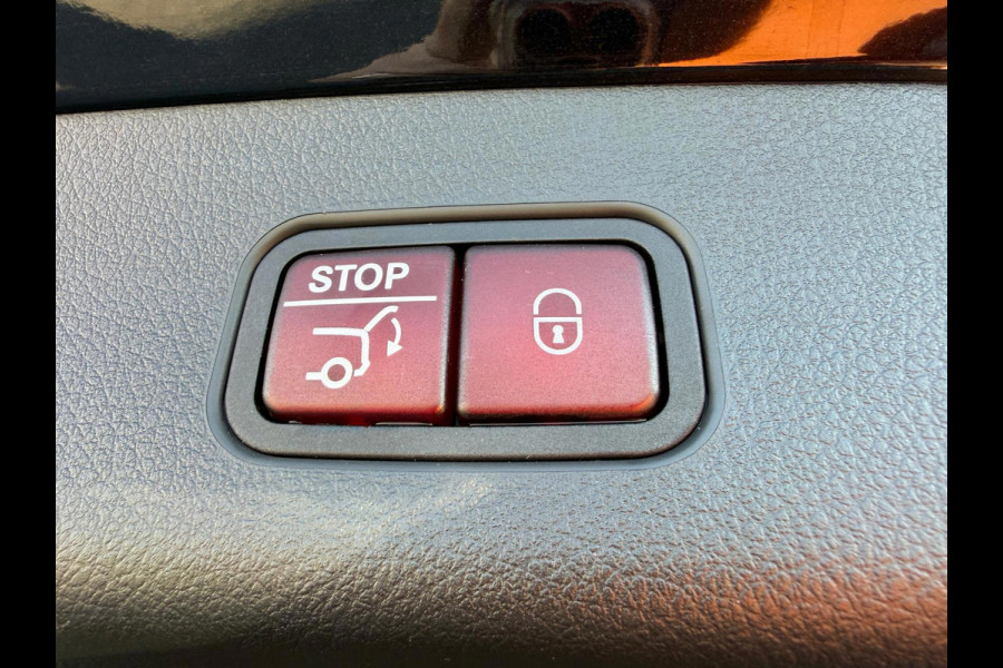 Mercedes-Benz GLC 400e 4MATIC AMG Vol Panorama Burmester Memory Seats Trekhaak