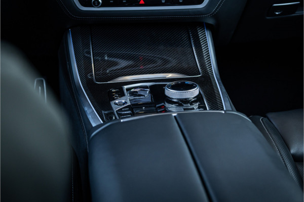 BMW X5 xDrive50e - M Sport | H&K | Kuipstoelen | Stoelkoeling & Massage | Carbon