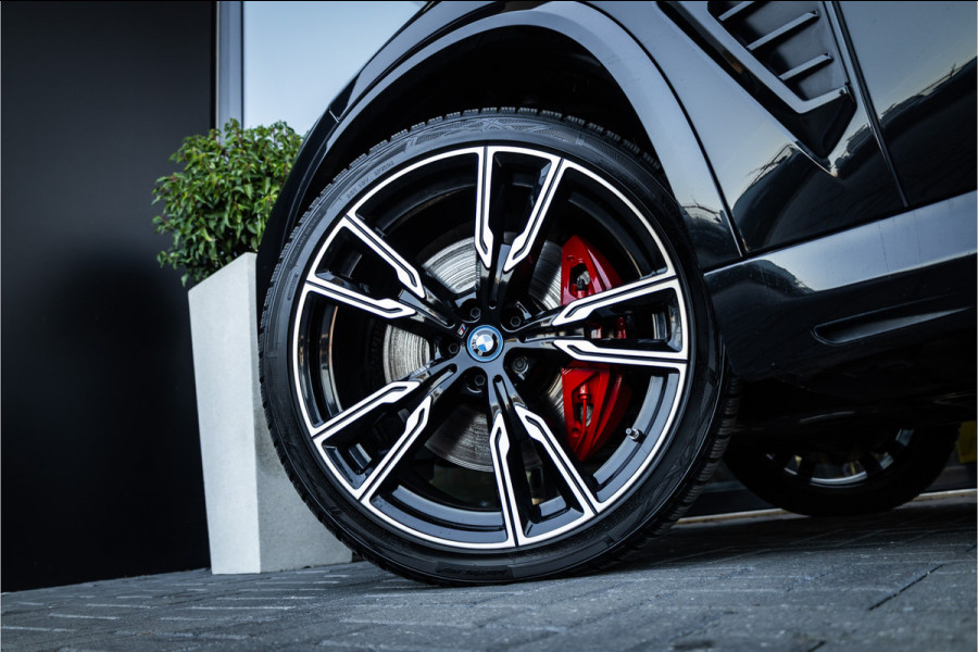 BMW X5 xDrive50e - M Sport | H&K | Kuipstoelen | Stoelkoeling & Massage | Carbon
