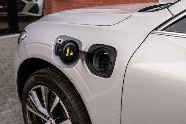 Volvo XC60 2.0 T6 AWD Inscription 398pk Stoelventilatie Nappa