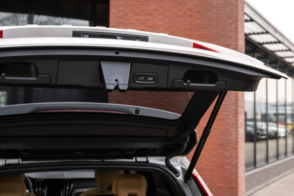 Volvo XC60 2.0 T6 AWD Inscription 398pk Stoelventilatie Nappa