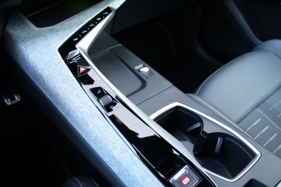 Peugeot 3008 1.2 Hybrid 145 GT | Adaptieve Cruise | Camera | Navigatie | Stoelverwarming | Elektr. achterklep