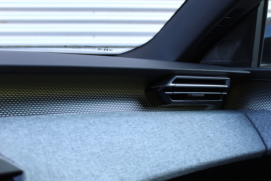 Peugeot 3008 1.2 Hybrid 145 GT | Adaptieve Cruise | Camera | Navigatie | Stoelverwarming | Elektr. achterklep