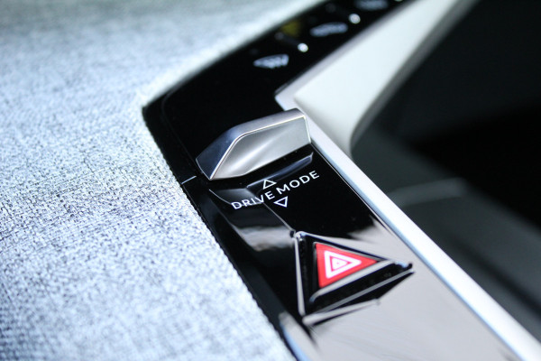 Peugeot 3008 1.2 Hybrid 145 GT | Adaptieve Cruise | Camera | Navigatie | Stoelverwarming | Elektr. achterklep