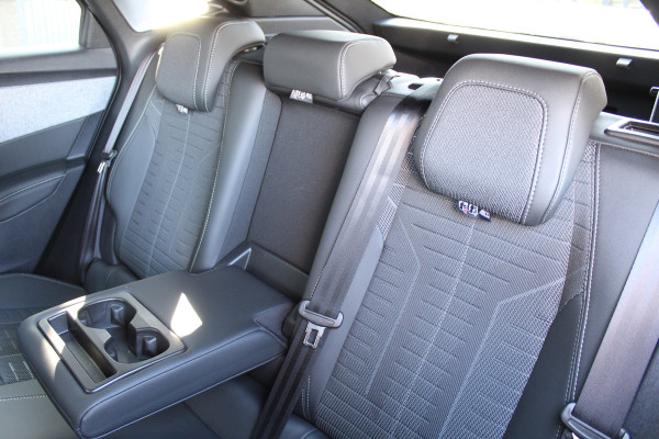 Peugeot 3008 1.2 Hybrid 145 GT | Adaptieve Cruise | Camera | Navigatie | Stoelverwarming | Elektr. achterklep