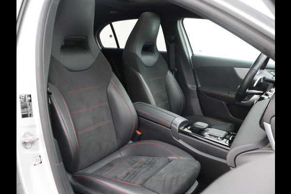 Mercedes-Benz A-Klasse 250e AMG SPORT + PANORAMA | MEMORY | TREKHAAK | SFEERVERLICHTING | CAMERA | STOELVERWARMING