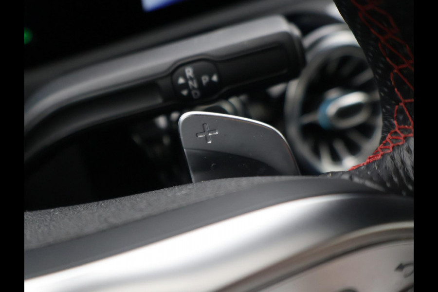 Mercedes-Benz A-Klasse 250e AMG SPORT + PANORAMA | MEMORY | TREKHAAK | SFEERVERLICHTING | CAMERA | STOELVERWARMING