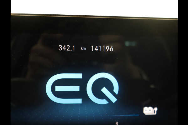 Mercedes-Benz A-Klasse 250e AMG SPORT + PANORAMA | MEMORY | TREKHAAK | SFEERVERLICHTING | CAMERA | STOELVERWARMING