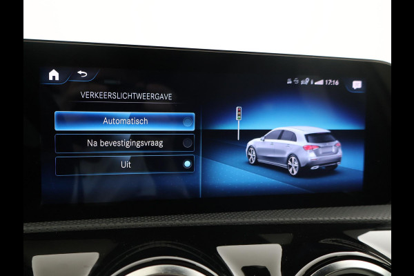 Mercedes-Benz A-Klasse 250e AMG SPORT + PANORAMA | MEMORY | TREKHAAK | SFEERVERLICHTING | CAMERA | STOELVERWARMING