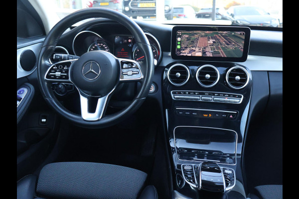 Mercedes-Benz C-Klasse Estate 180 AUT. PREMIUM PLUS + BREEDBEELD CARPLAY | PANO | SFEERVERLICHTING | TREKHAAK
