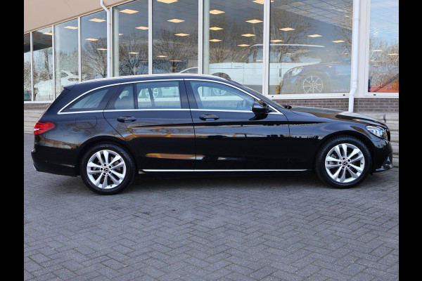 Mercedes-Benz C-Klasse Estate 180 AUT. PREMIUM PLUS + BREEDBEELD CARPLAY | PANO | SFEERVERLICHTING | TREKHAAK