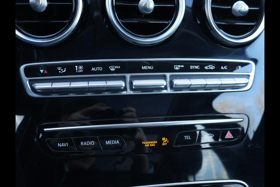 Mercedes-Benz C-Klasse Estate 180 AUT. PREMIUM PLUS + BREEDBEELD CARPLAY | PANO | SFEERVERLICHTING | TREKHAAK