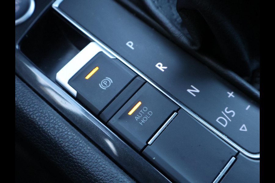 Volkswagen Tiguan Allspace 1.5 TSI DSG 7-PERS. R-LINE + PANORAMA | DYNAUDIO | MASSAGE | VIRTUAL COCKPIT | ELEK. TREKHAAK | STOEL/STUURVERW. | CAMERA | 20 INCH