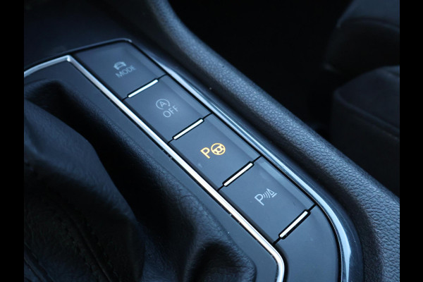 Volkswagen Tiguan Allspace 1.5 TSI DSG 7-PERS. R-LINE + PANORAMA | DYNAUDIO | MASSAGE | VIRTUAL COCKPIT | ELEK. TREKHAAK | STOEL/STUURVERW. | CAMERA | 20 INCH