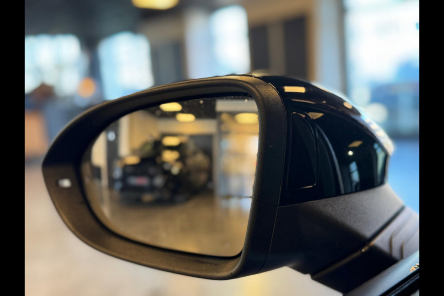 Volkswagen Golf 2.0 TSI R 4Motion / 520PK / PPF / Akrapovic / Stoelverwarming/ventilatie