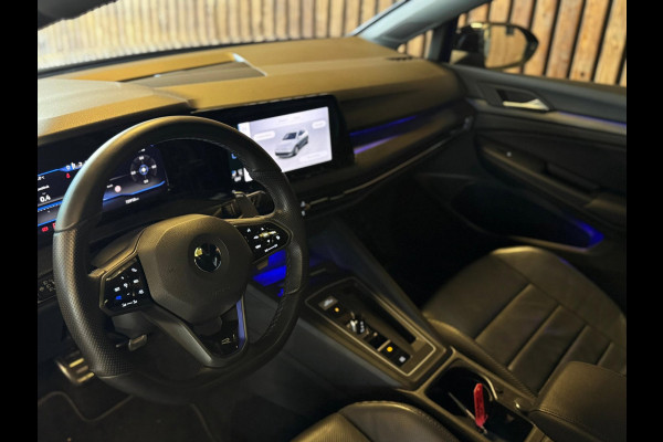 Volkswagen Golf 2.0 TSI R 4Motion / 520PK / PPF / Akrapovic / Stoelverwarming/ventilatie