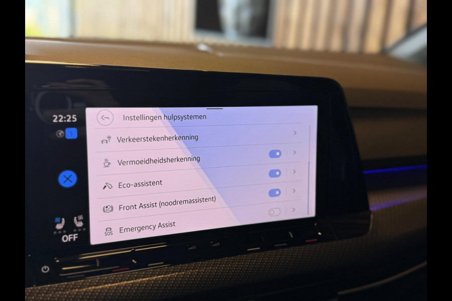 Volkswagen Golf 2.0 TSI R 4Motion / 520PK / PPF / Akrapovic / Stoelverwarming/ventilatie