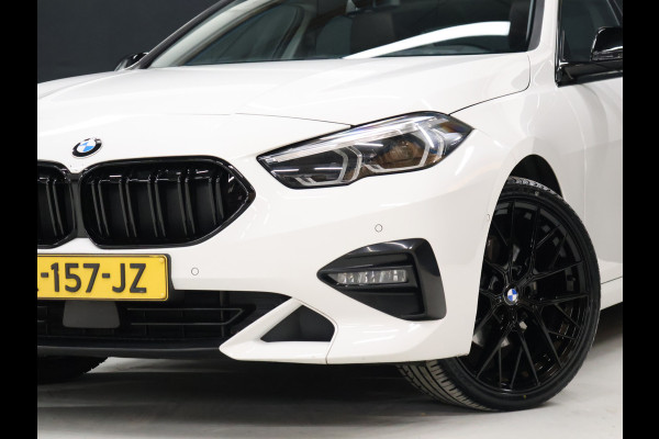 BMW 2 Serie Gran Coupé 218i High Executive Edition [SCHUIFKANTELDAK, HARMAN/KARDON, APPLE CARPLAY, ANDROID, CAMERA, STOELVERWARMING, CRUISE, CLIMATE, NIEUWSTAAT]