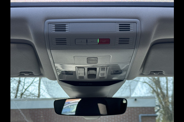 Volkswagen T-Roc TSI 110PK COMFORTLINE CARPLAY/PANORAMADAK/STOELVERW.