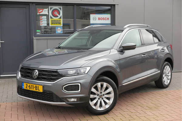 Volkswagen T-Roc 1.5 TSI 150pk Sport, Led , Adaptive cruise, Keyless , Virtual cockpit, Lane assist, Side assist, Stoelverwarming, PDC , Achteruitrijcamera, Buitenspiegels inklapbaar, Carplay , DAB+ etc.