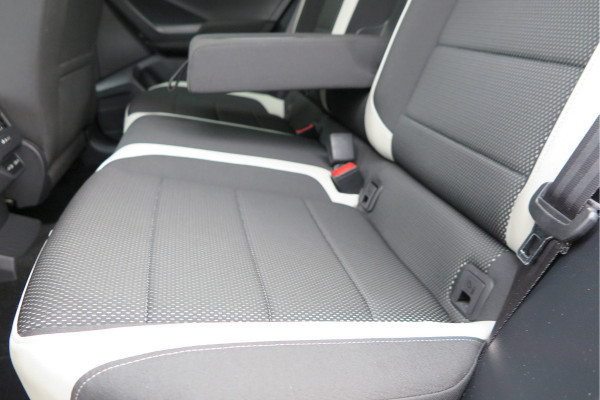 Volkswagen T-Roc 1.5 TSI 150pk Sport, Led , Adaptive cruise, Keyless , Virtual cockpit, Lane assist, Side assist, Stoelverwarming, PDC , Achteruitrijcamera, Buitenspiegels inklapbaar, Carplay , DAB+ etc.