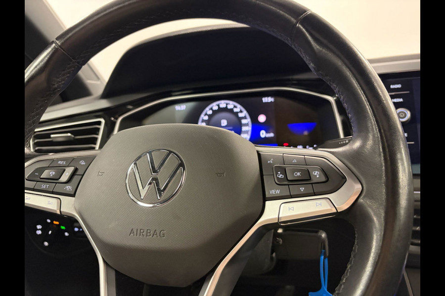 Volkswagen Taigo 1.5 TSI R-Line*Auto*Pano*Virtual Dasboard*Apple Carplay*Camera*Airco*Cruise-Control*