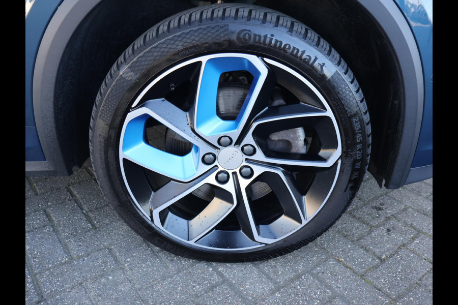 Lynk & Co 01 1.5 HYBRID 261 PK AUT. + TREKHAAK | 360 CAMERA PANORAMA | SFEERVERLICHTING | ADAPTIVE CRUISE | FULL LED