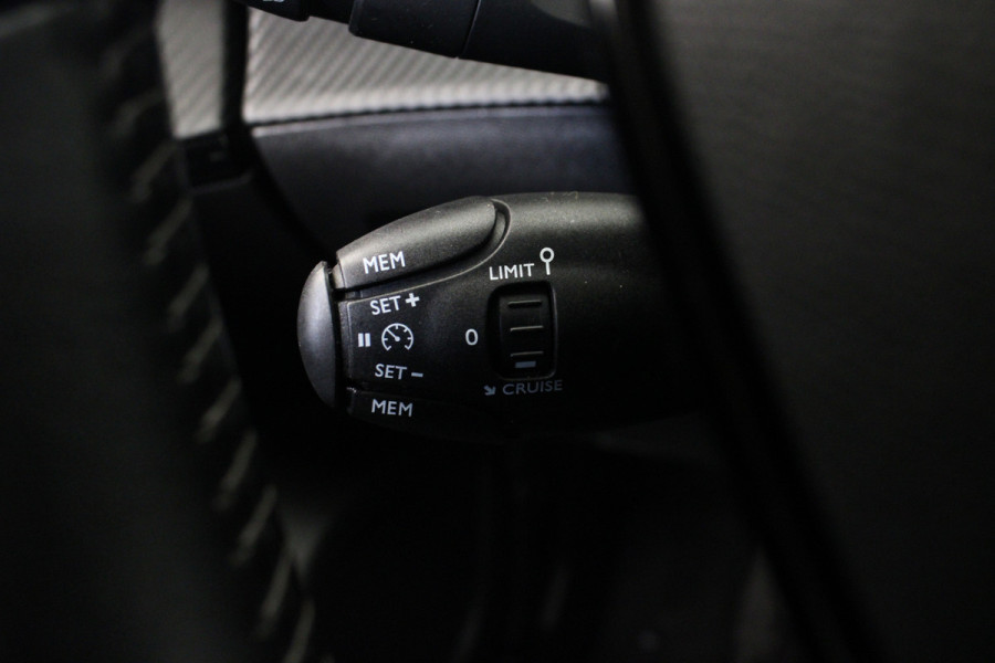 Peugeot 2008 1.2 PureTech Active Pack |PDC|Riem v.v.|