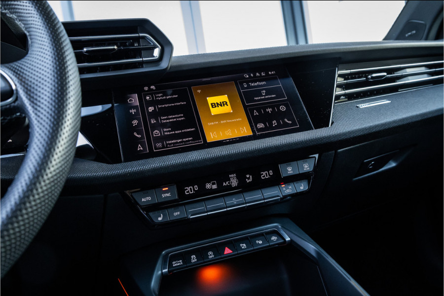 Audi A3 Sportback 35 TFSI S edition - S Line | Panorama | Sonos | Memory