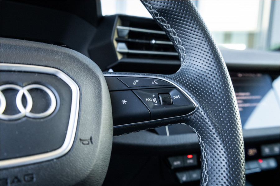 Audi A3 Sportback 35 TFSI S edition - S Line | Panorama | Sonos | Memory