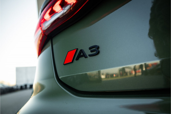Audi A3 Sportback 35 TFSI S edition - S Line | Panorama | Sonos | Memory