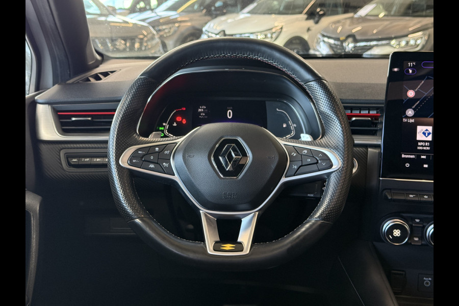 Renault Captur 1.3 TCe 140 R.S. Line | Groot Navi | Pano | Camera | 18" | Carplay | Led 100% Dealer onderhouden!