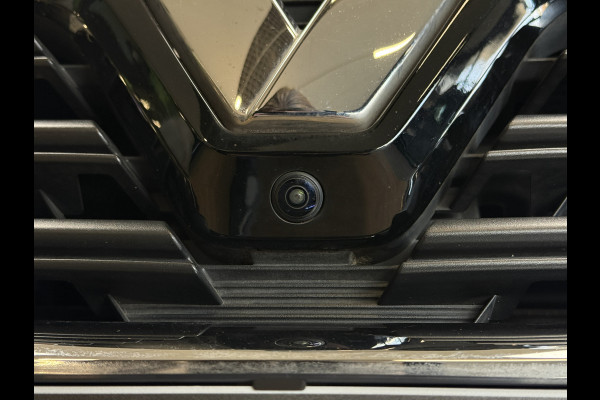 Renault Captur 1.3 TCe 140 R.S. Line | Groot Navi | Pano | Camera | 18" | Carplay | Led 100% Dealer onderhouden!