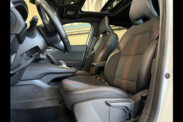 Renault Captur 1.3 TCe 140 R.S. Line | Groot Navi | Pano | Camera | 18" | Carplay | Led 100% Dealer onderhouden!