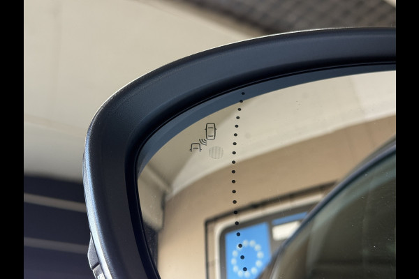 Renault Captur 1.3 TCe 140 R.S. Line | Groot Navi | Pano | Camera | 18" | Carplay | Led 100% Dealer onderhouden!