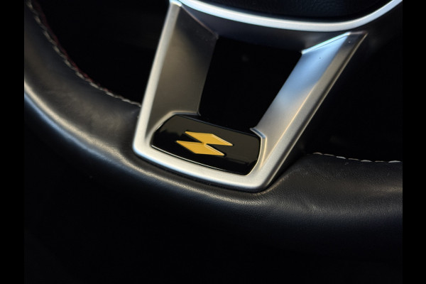 Renault Captur 1.3 TCe 140 R.S. Line | Groot Navi | Pano | Camera | 18" | Carplay | Led 100% Dealer onderhouden!