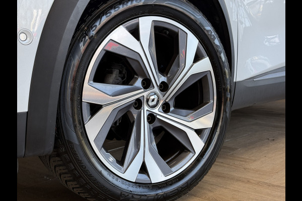 Renault Captur 1.3 TCe 140 R.S. Line | Groot Navi | Pano | Camera | 18" | Carplay | Led 100% Dealer onderhouden!