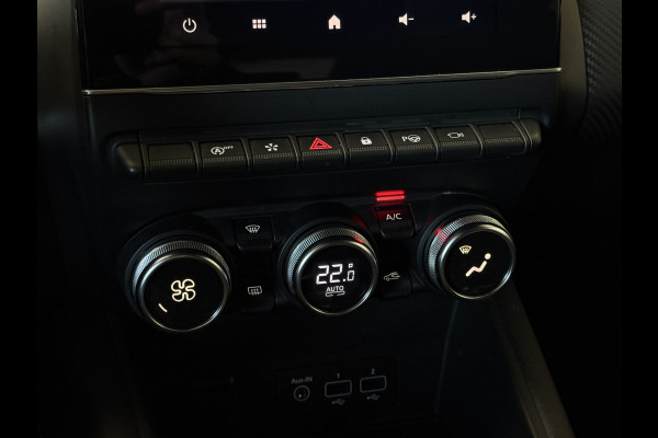 Renault Captur 1.3 TCe 140 R.S. Line | Groot Navi | Pano | Camera | 18" | Carplay | Led 100% Dealer onderhouden!