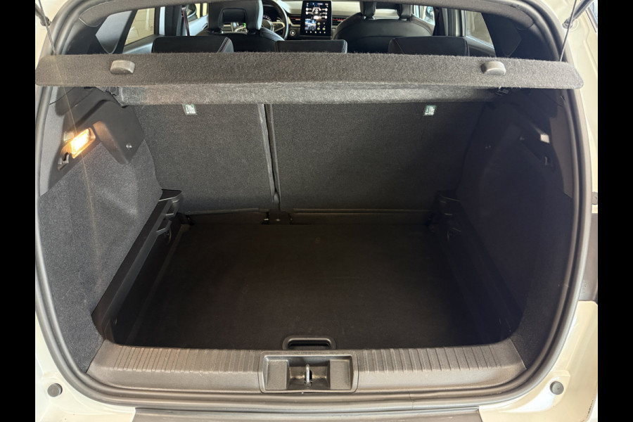 Renault Captur 1.3 TCe 140 R.S. Line | Groot Navi | Pano | Camera | 18" | Carplay | Led 100% Dealer onderhouden!