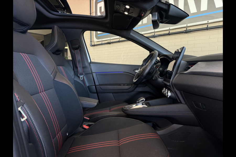 Renault Captur 1.3 TCe 140 R.S. Line | Groot Navi | Pano | Camera | 18" | Carplay | Led 100% Dealer onderhouden!