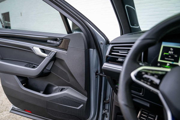 Volkswagen Touareg 3.0 TSI eHybrid R 4M Nightvision DynAudio Trekhaak